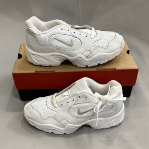 Vintage Nike Airliner Sneakers –Men’s Size 7 – Deadstock NIB (1997)